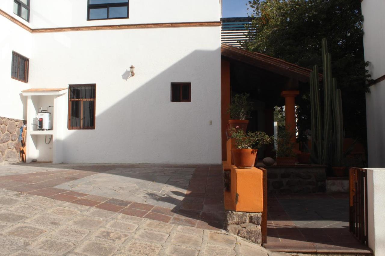 Las Alamedas Departamentos Centricos Con Estacionamiento Privado Guanajuato Exterior photo